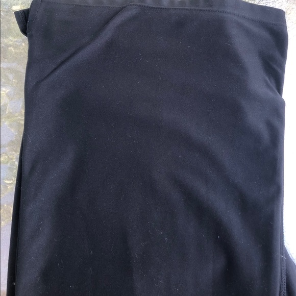 Nike Yoga Pants - Picture 5 of 5